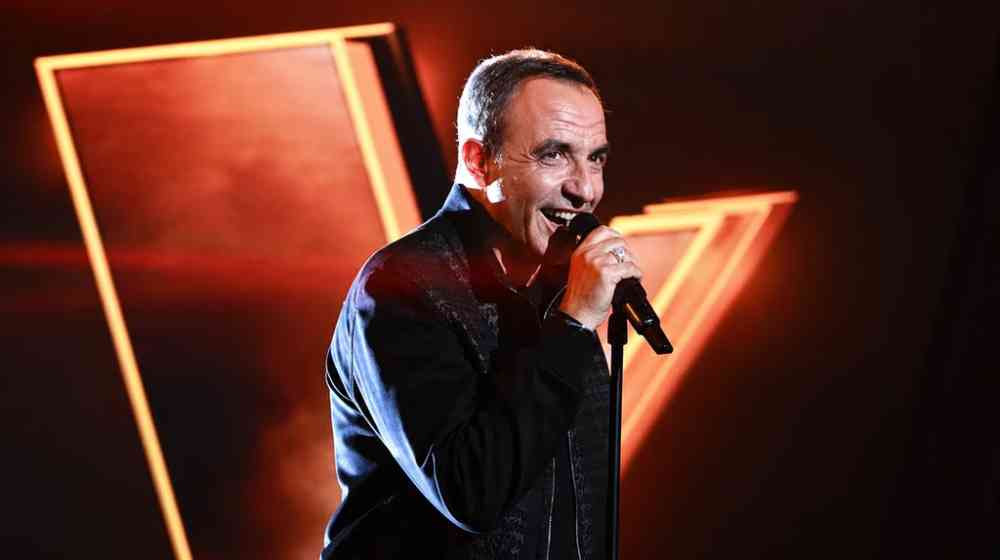 Ο Αλιάγας τραγούδησε στο γαλλικό «The Voice» ένα από τα πιο συγκινητικά ελληνικά τραγούδια 