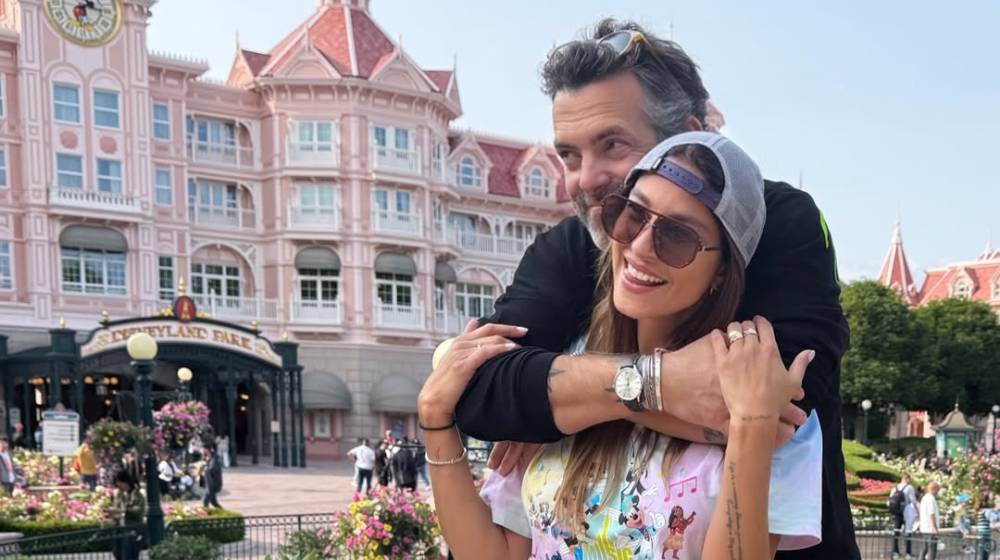 Ευριπίδου: Τα throwback στιγμιότυπα από το ταξίδι της με τον Μιχόπουλο και τα παιδιά της στη Disneyland [εικόνες]