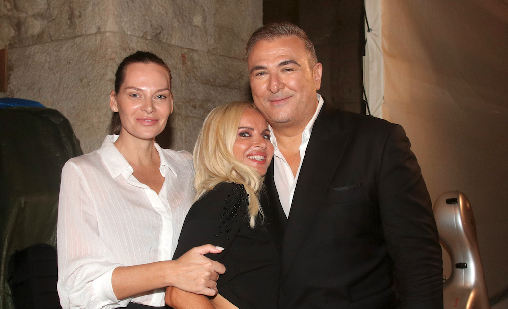 Μπεκατώρου: H δημόσια στήριξη στον Ρέμο μετά τον σάλο για το άγαλμα του Μεγάλου Αλεξάνδρου [εικόνα]