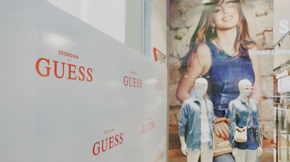 To κατάστημα GUESS στο MyMall Limassol επέστρεψε πλήρως ανανεωμένο και είναι το ultimate shopping destination!