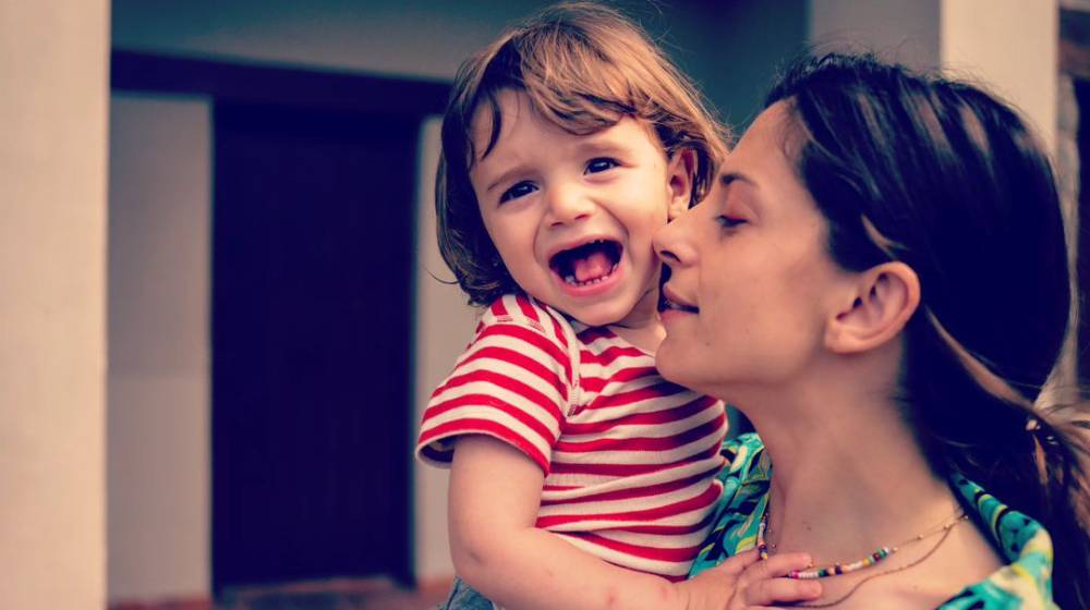 Αντωνία Χαραλάμπους: Η τρυφερή στιγμή με τον γιο της, Ανδριανό [βίντεο]