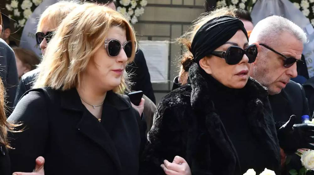 Άντζελα Δημητρίου: Όλη η αλήθεια για το περιστατικό με την κόρη της στα εννιάμερα 