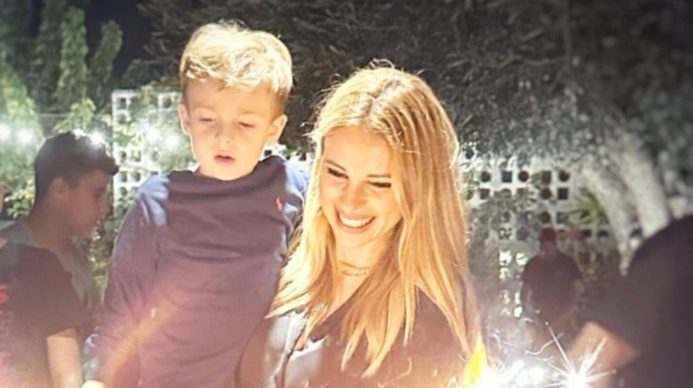 Εκτός εκπομπής η Αριστοτέλους – Το θέμα υγείας που προέκυψε με τον γιο της [βίντεο]