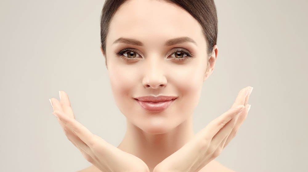 Phytopeeling: Η θεραπεία που υπόσχεται πιο λείο και ελαστική επιδερμίδα