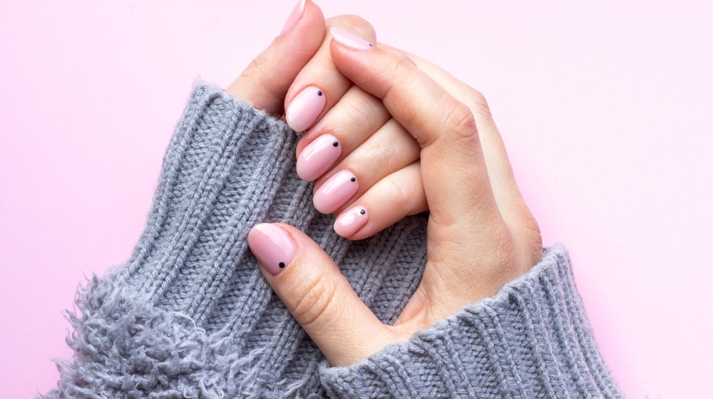 12 εντυπωσιακά μανικιούρ για να κάνεις αυτό το μήνα