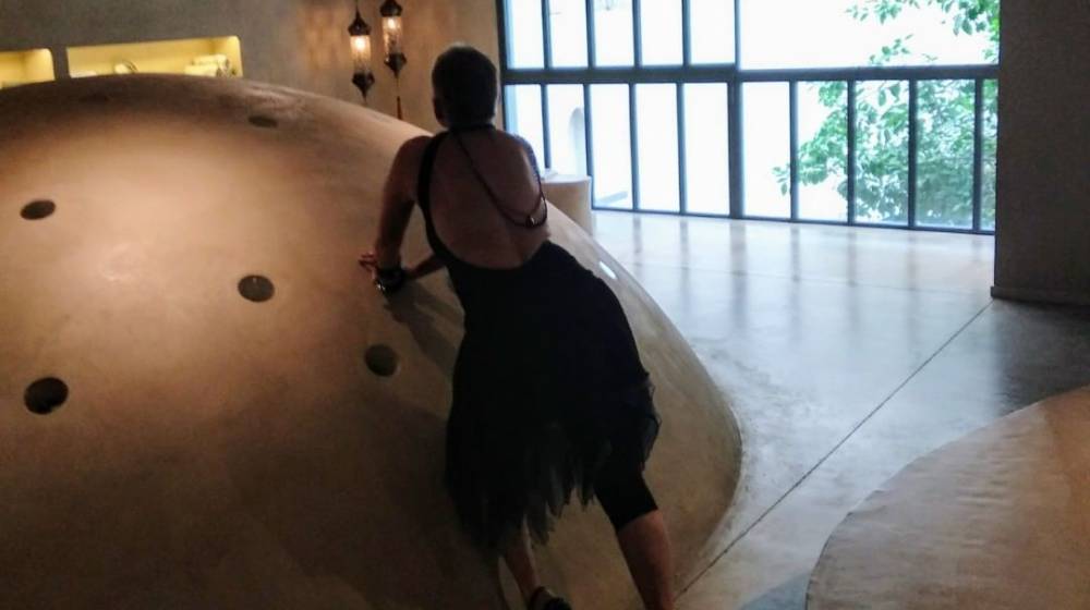 Γνωστή τηλεπερσόνα: “Ο πρώην σύζυγός μου ενώ ήμασταν παντρεμένοι, αρραβωνιάστηκε με άλλη” 