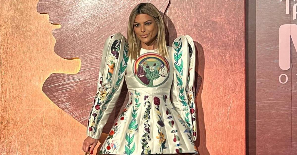 Ντία Αρίστου: Με τολμηρό look στο show των Dolce & Gabbana στο Μιλάνο