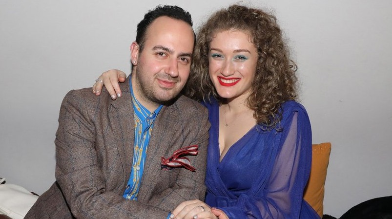 Μαυρίκιος Μαυρικίου: Επιβεβαίωσε επίσημα αλλά ενοχλημένος την εγκυμοσύνη της Ιλάειρας [βίντεο]