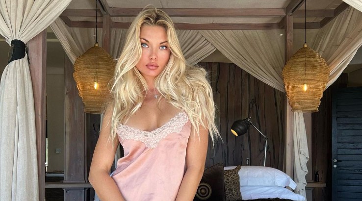 Ροζίτα Κεντάλα: Αποκάλυψε με ένα sexy βίντεo πως είναι single - Τα μηνύματα που έλαβε