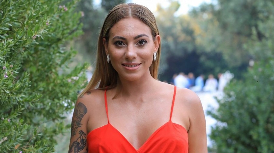  Ευρυδίκη Βαλαβάνη: Στο γυμναστήριο με τον σύντροφο της - Το ατύχημα της και το τρολάρισμα