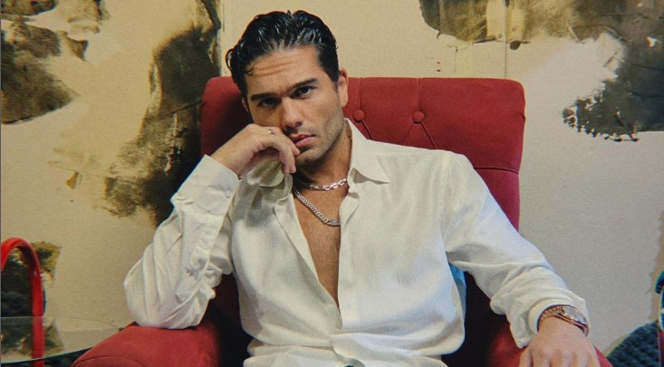 Χρήστος Μάστορας: Πόσταρε τις εικόνες από τα μάτια του μετά τη διάγνωση με δακρυοαδενίτιδα