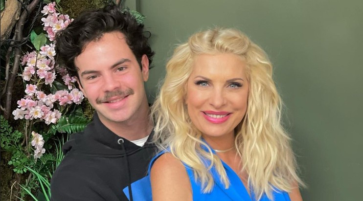 Άγγελος Λάτσιος: Δείτε πως ευχήθηκε στην αδελφή του, Μαρίνα, για τα γενέθλια της 