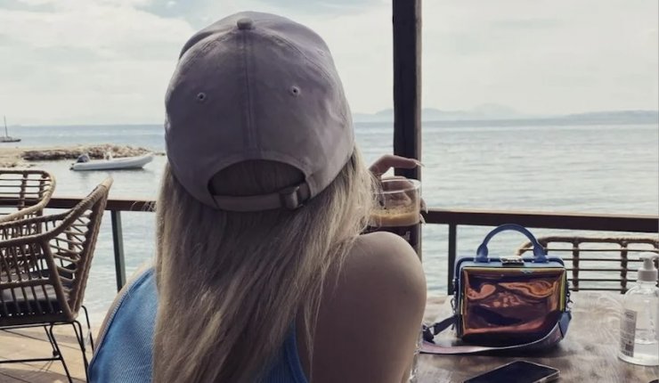 Ελληνίδα τραγουδίστρια: "Ο γιατρός μας είπε ότι δεν χτυπάει η καρδιά του μωρού - Μετά από 3 μήνες, έμεινα ξανά έγκυος"