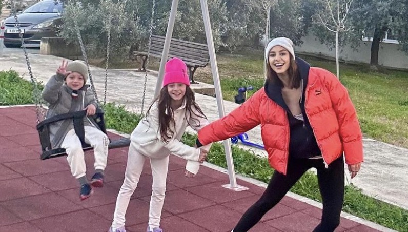 Κωνσταντίνα Ευριπίδου: Έχει σήμερα γενέθλια και "έλιωσε" με την πρωινή έκπληξη των παιδιών της [εικόνα]