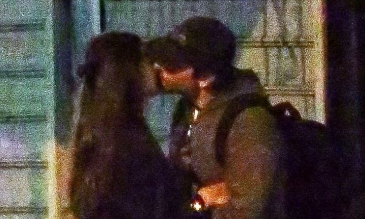 Είναι μαζί! Αυτό είναι το πιο hot ζευγάρι