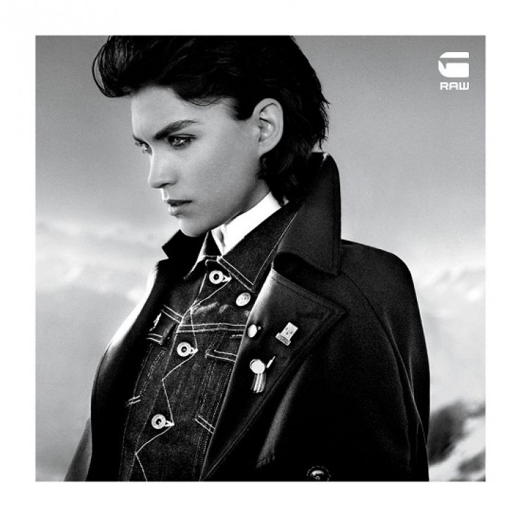 Arizona Muse: συμμετέχει στη νέα καμπάνια της G-Star Raw