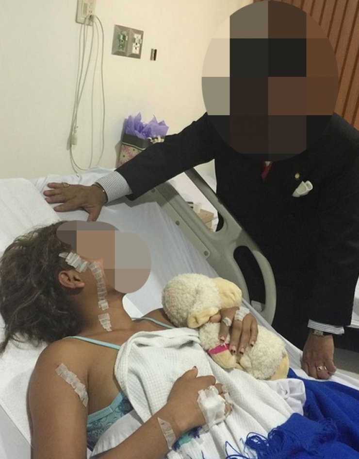 Βίντεο-ΣΟΚ: Μοντέλο δέχθηκε επίθεση! 