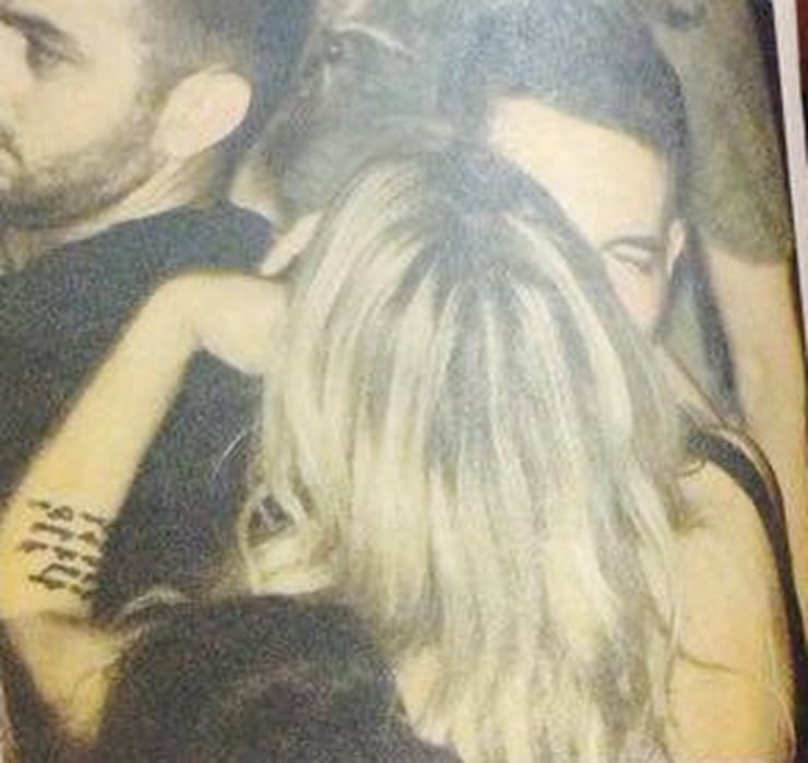 Δε πρόλαβε η Ελληνίδα τραγουδίστρια να χωρίσει και ιδού ο νέος της σύντροφος [εικόνες]