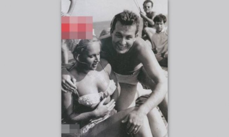 Βουγιουκλάκη - Παπαμιχαήλ: Σπάνιες φωτογραφίες του ζευγαριού πάνω σε σκάφος