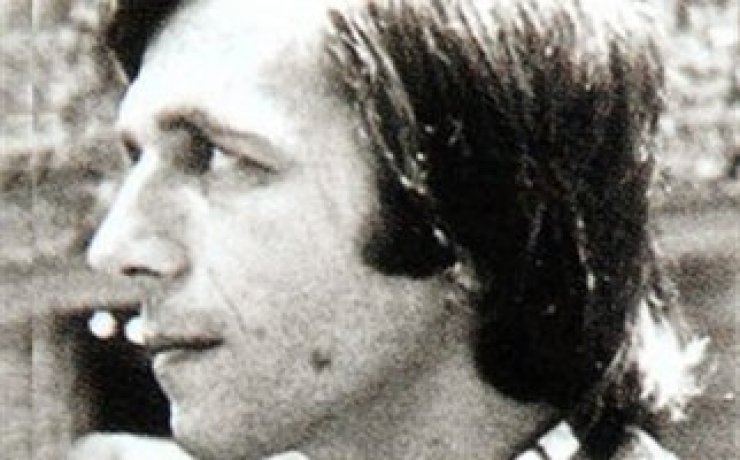 Έφυγε από τη ζωή ο ποιητής και στιχουργός Άλκης Αλκαίος