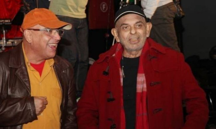 Θρήνος στο Twitter για τον θάνατο του Σάκη Μπουλά