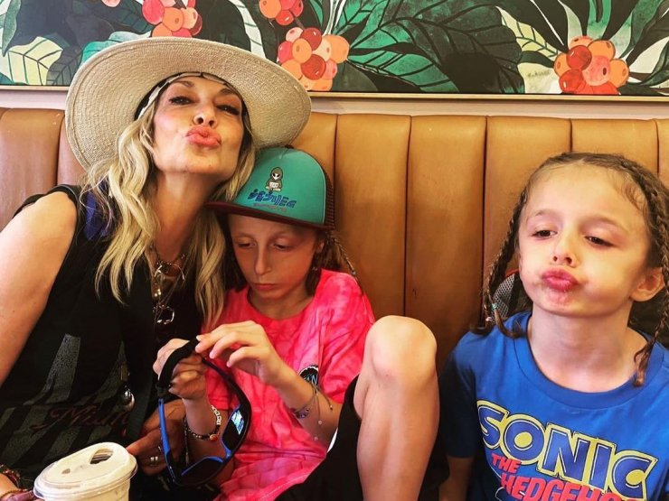 Άννα Βίσση: Έτσι ευχήθηκε στον εγγονό της Νέστορα και τον αείμνηστο μπαμπά της