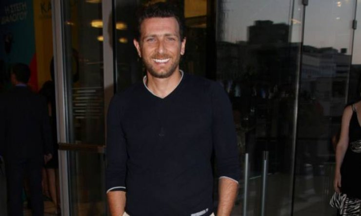  Θανάσης Πάτρας: Μιλά πρώτη φορά για το πως οδηγήθηκαν με την σύζυγο του στην μέθοδο της εξωσωματικής!