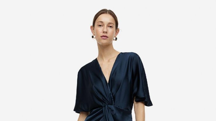 3 φορέματα για να φορέσεις στην εκκλησία απόψε το βράδυ 