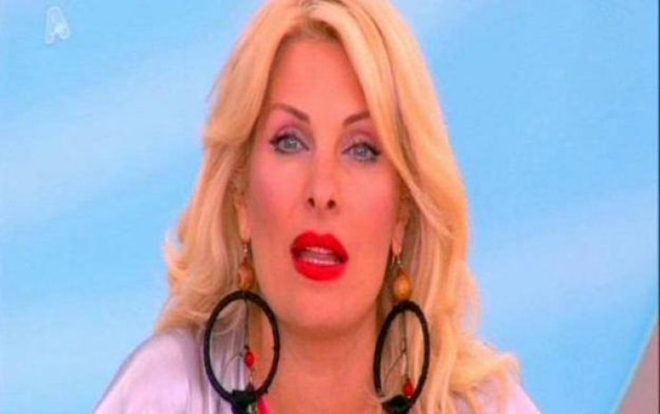 Το αντίο της Ελένης Μενεγάκη στους τηλεθεατές