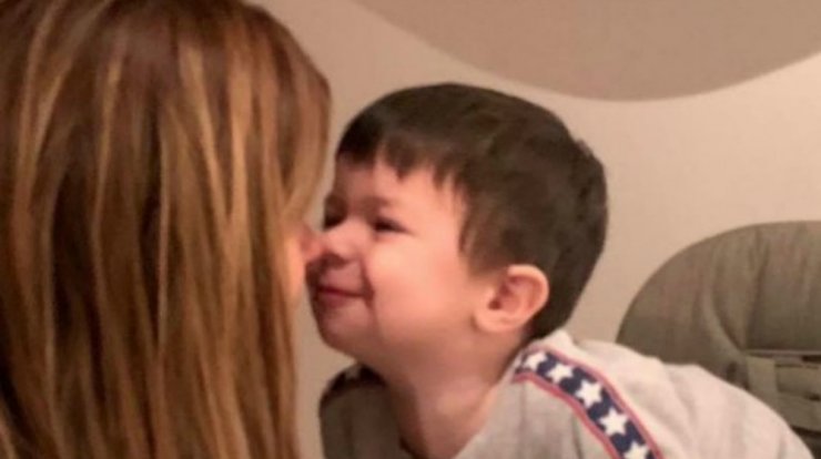 Κύπρια socialite εύχεται με μια τρυφερή φωτογραφία στο γιο της για την ονομαστική του εορτή