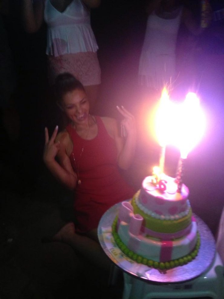 Έλια Ιωαννίδου: Φωτογραφίες από το χθεσινό πάρτι στη Λάρνακα