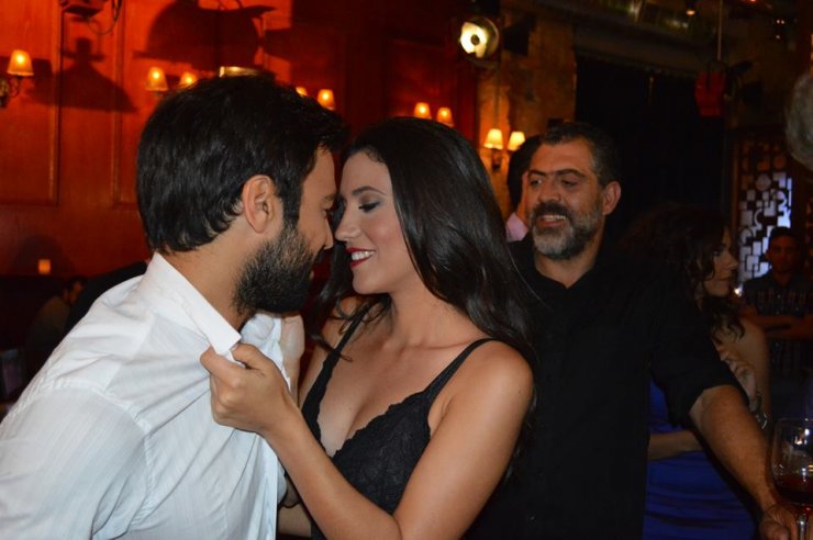 Η φωτογραφία του Ανδρέα Γεωργίου και της Ελένης Βαΐτσου που προκαλεί ερωτήματα