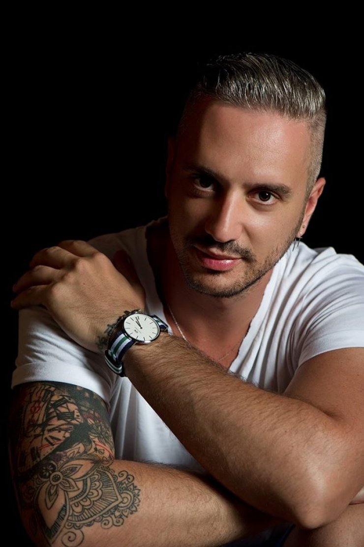 Νικόλας Ιωαννίδης: Απίστευτο κράξιμο σε ηθοποιό κυπριακής σειράς "Της διέκοψα την φωτογράφηση, ήταν αδικαιολόγητη"