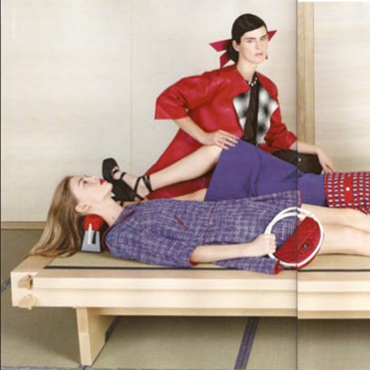 Η αμφιλεγόμενη καμπάνια του οίκου Chanel