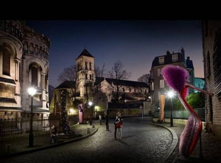 Τα ψηλοτάκουνα Louboutin κυκλοφορούν στο Παρίσι