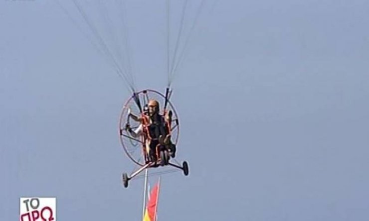  Η Φαίη Σκορδά επέστρεψε στο "Πρωινό"... ουρανοκατέβατη! [βίντεο]