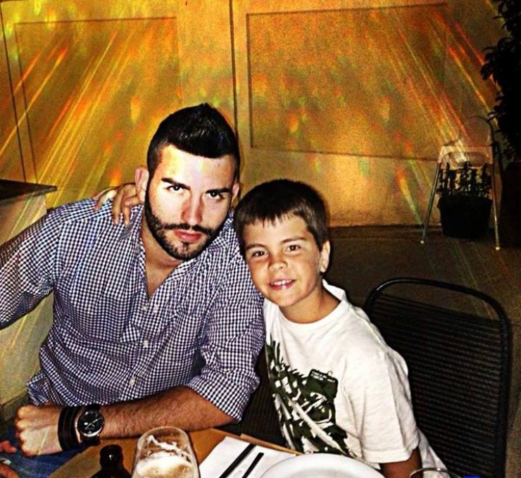 Η νέα φωτογραφία του Άγγελου Λάτσιου που δείχνει πόσο κούκλος είναι