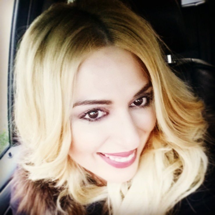 Δανάη Χρήστου: Τα βάζει με τα κυπριακά κανάλια!