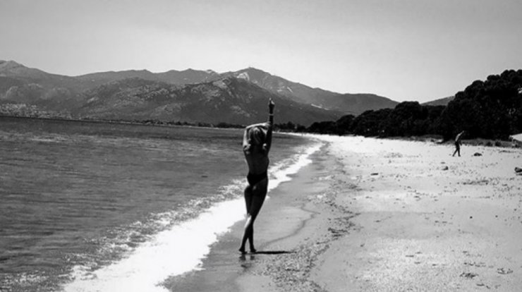 Επώνυμη Κύπρια ανέβασε φωτογραφία στα social media λίγο καιρό μετά την πλαστική στο στήθος