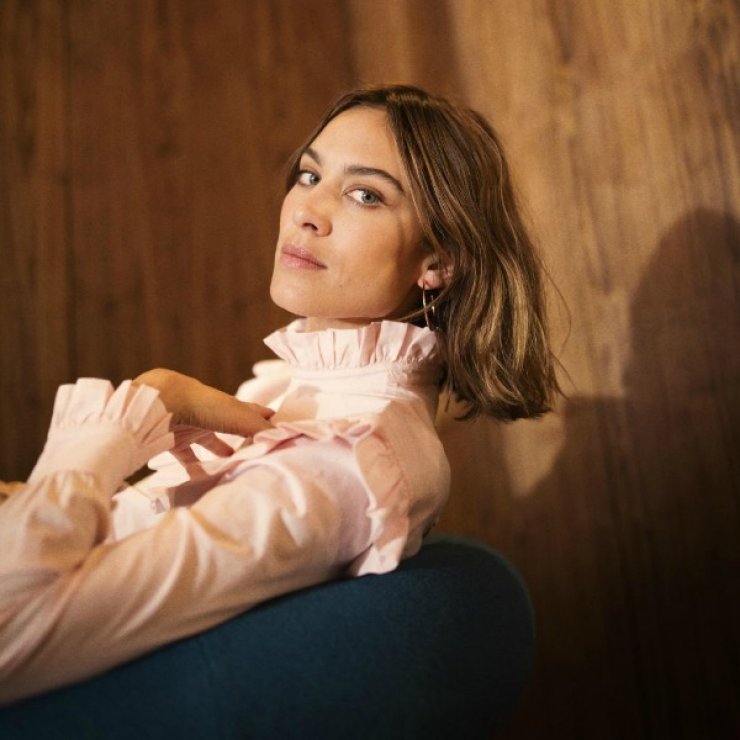 Η Alexa Chung σχεδιάζει για τα Marks & Spencer