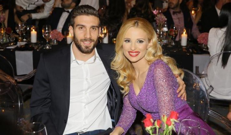 Χριστιάνα Αριστοτέλους: Απαντά πρώτη φορά πως αντιμετώπισε με τον Γιώργο την αποβολή του παιδιού τους