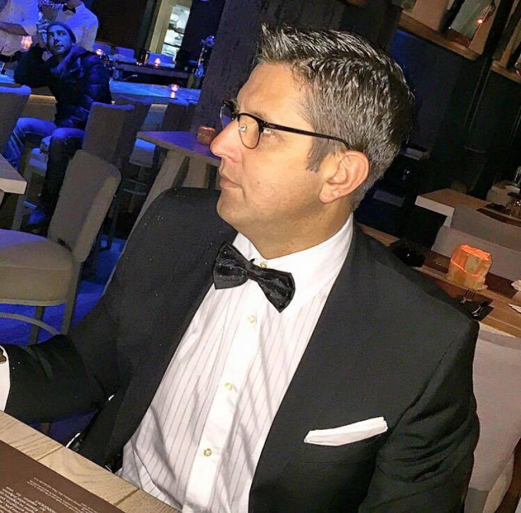 Xριστόφορος Τορναρίτης: "Παρίστανα το ζιγκολό, καθάριζα πισίνες και έζησα την φτώχεια και την ταπείνωση"