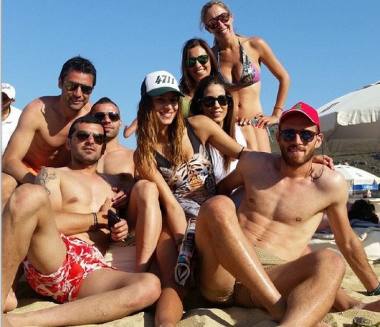 Οι διακοπές των ποδοσφαιριστών του ΑΠΟΕΛ στη Μύκονο