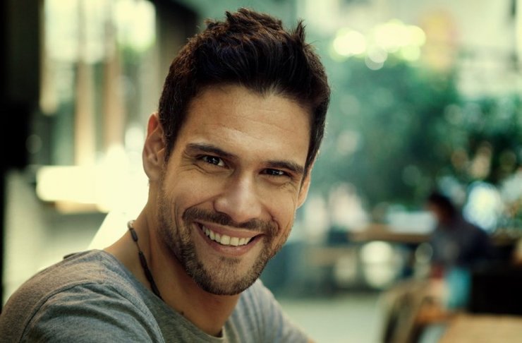 Σοκάρει ο Δημήτρης Ουγγαρέζος: "Έχω γυναικομαστία, μεγάλα μπούτια και περιφέρεια!" 