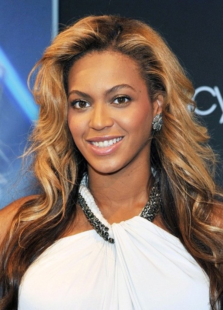 DIY: Ατημέλητα και σέξι μαλλιά