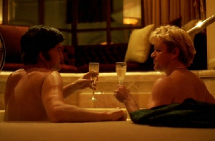 Μάικλ Ντάγκλας και Ματ Ντέιμον στη μπανιέρα δυο-δυο!