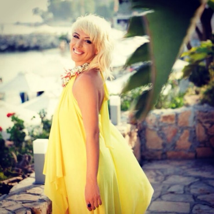 Δανάη Χρήστου: Με φουσκωμένη κοιλίτσα!