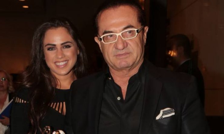 Λευτέρης Πανταζής: «Ο καρκίνος της Ζώζας επηρέασε ψυχολογικά την Κωνσταντίνα»