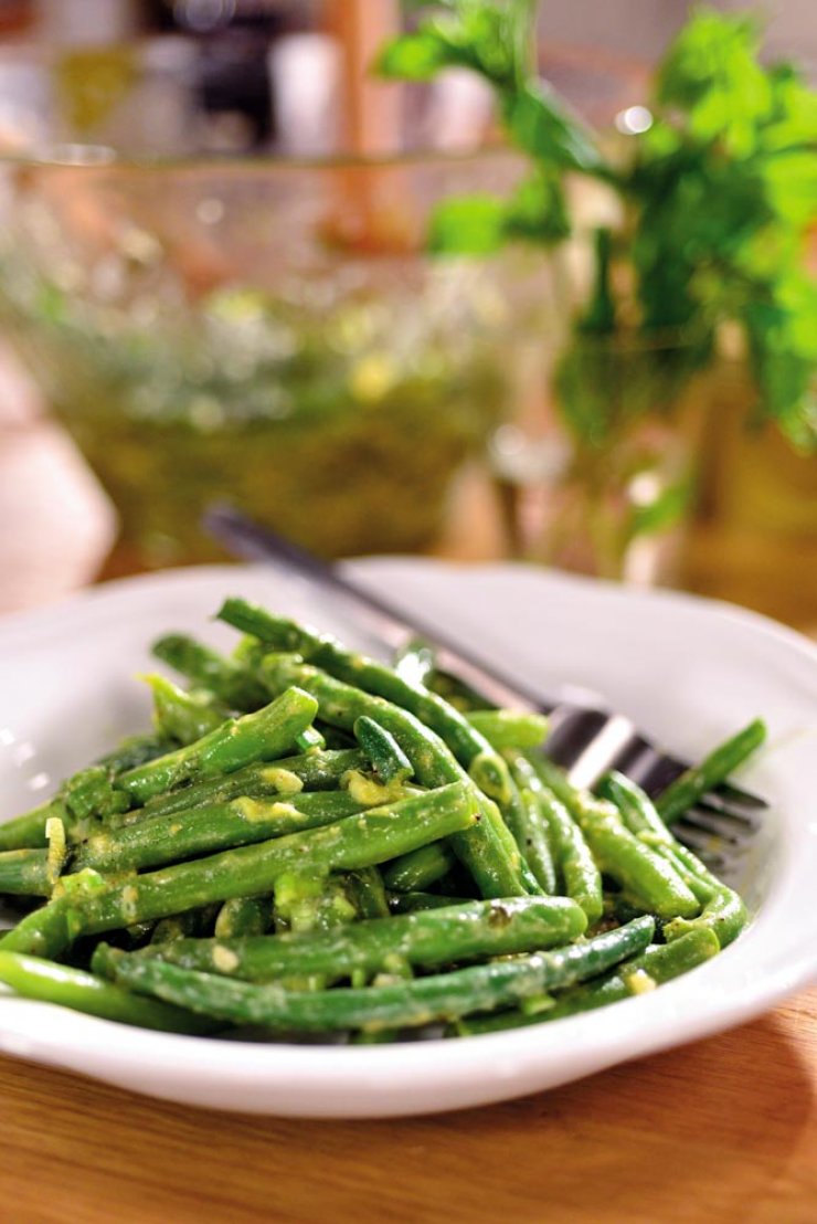 Γαλλική σαλάτα με φασολάκια και μουστάρδα