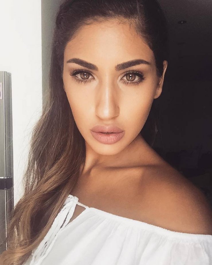 Ραφαέλα Χαραλάμπους: Mε νέα καυτή φωτογραφία της στα social media απαντά και πάλι στο Δημήτρη Αλεξάνδρου